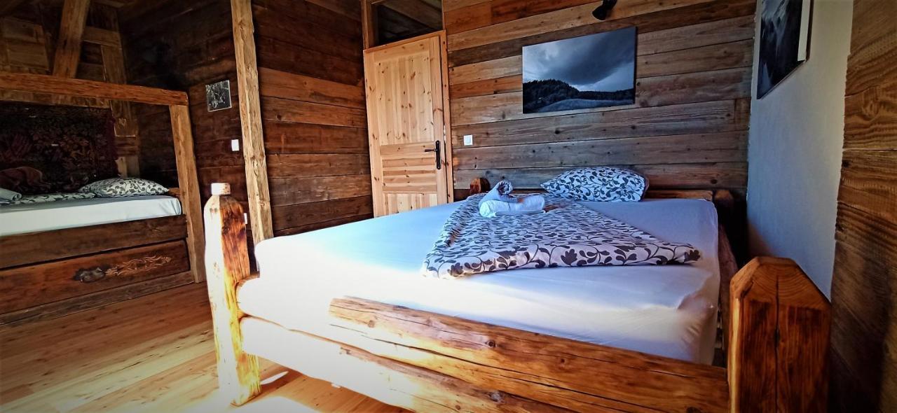Chalets Toplak Sveti Duh na Ostrem Vrhu ภายนอก รูปภาพ