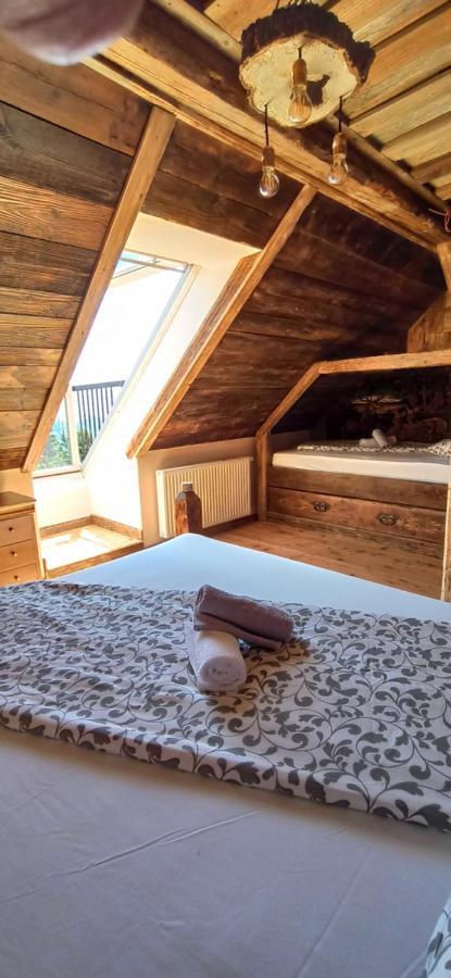 Chalets Toplak Sveti Duh na Ostrem Vrhu ภายนอก รูปภาพ