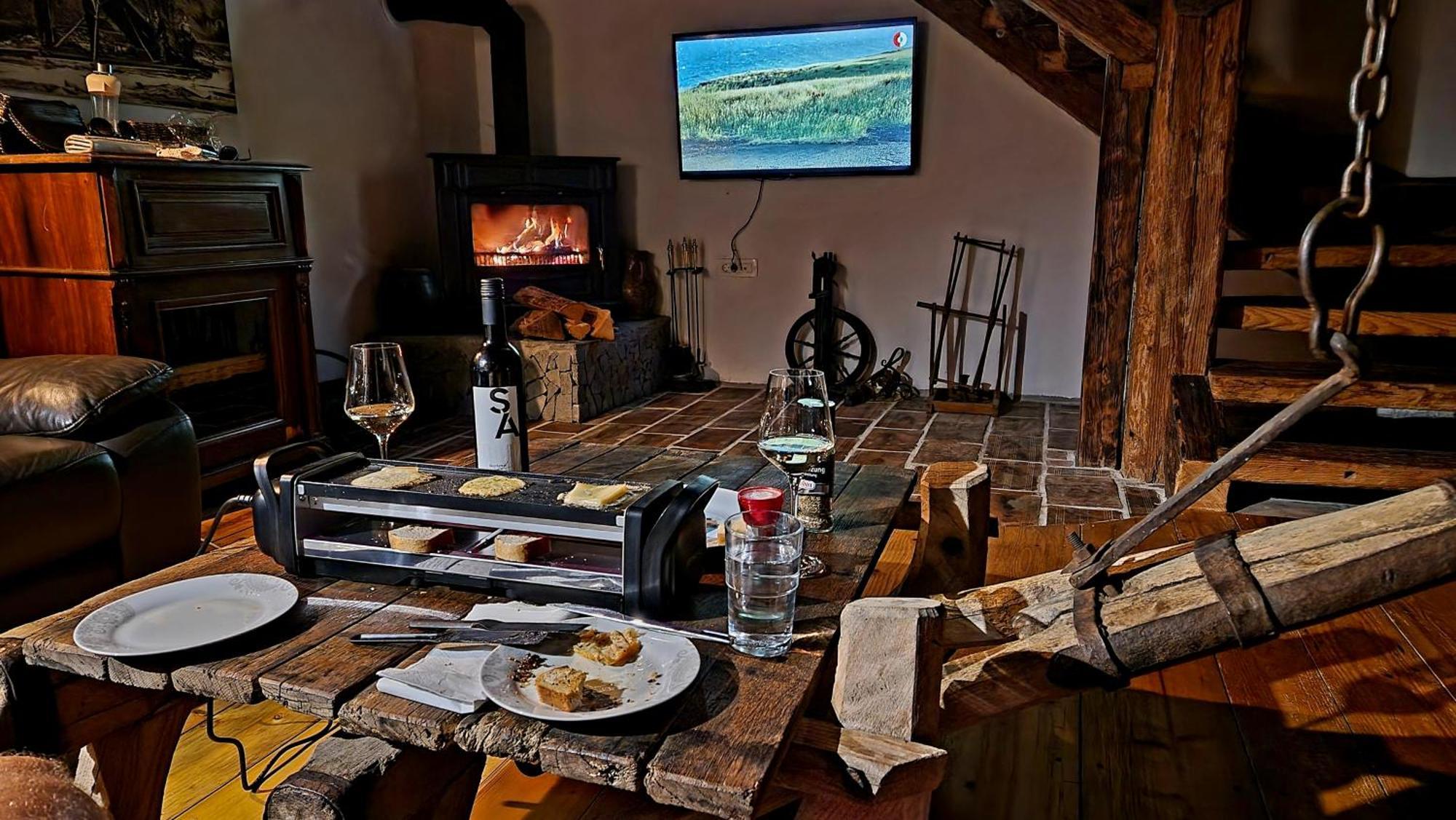 Chalets Toplak Sveti Duh na Ostrem Vrhu ภายนอก รูปภาพ
